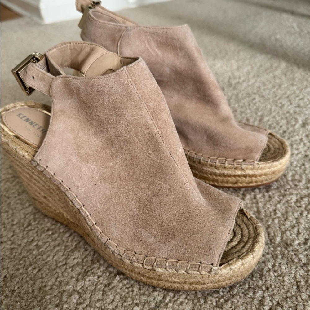 Kenneth Cole Wedges